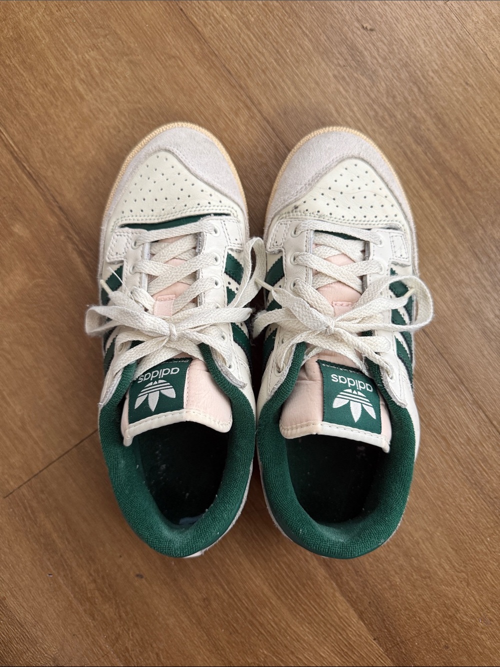 Adidas women’s light pink & Green Low-Top Sneakers